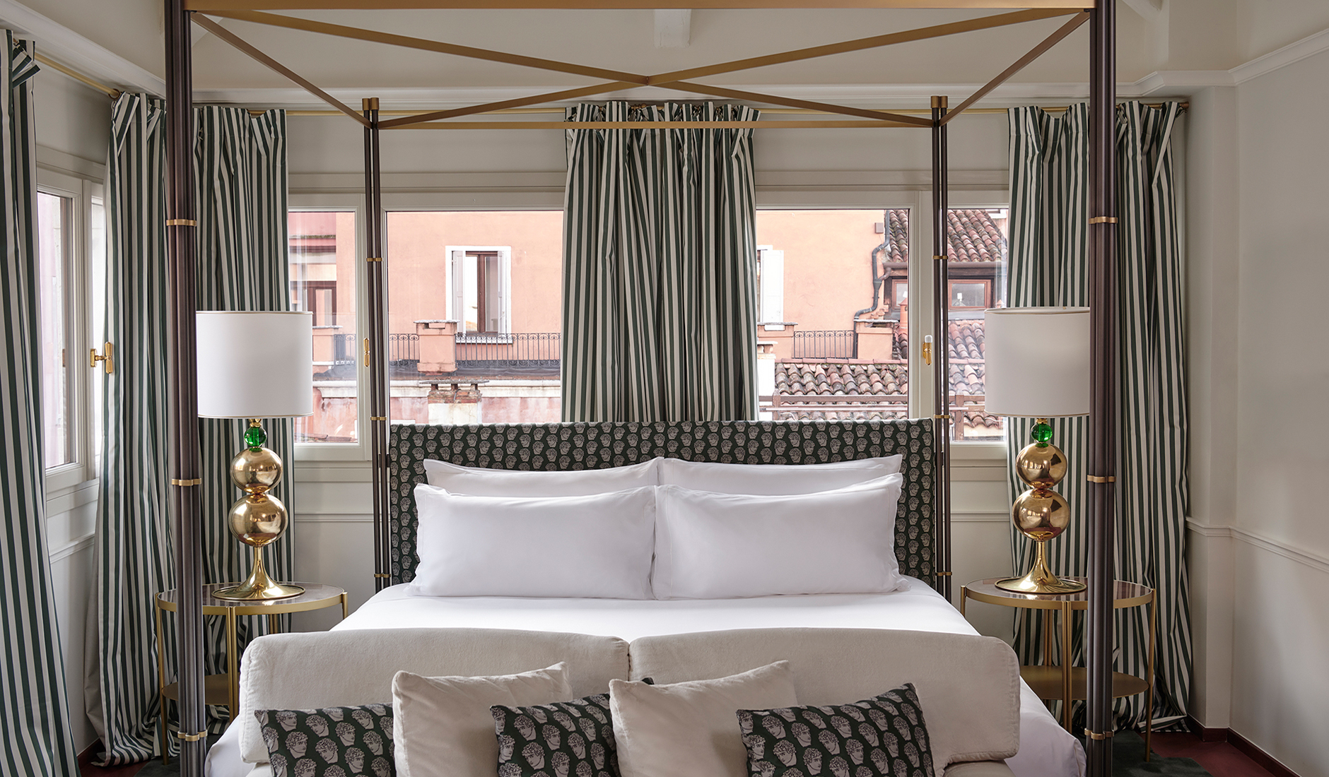 Hotel Violino D’Oro • The Best Luxury Hotels in Venice for a Romantic Italian Adventure