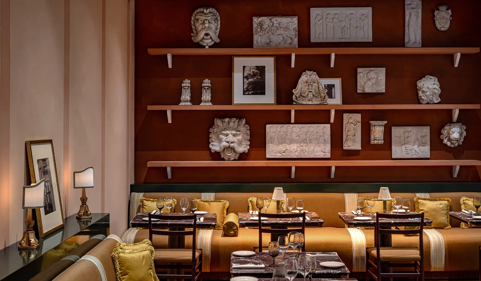 Ludovisi e Cadore restaurant at Experimental Roma, featuring contemporary design and Roman culinary influences