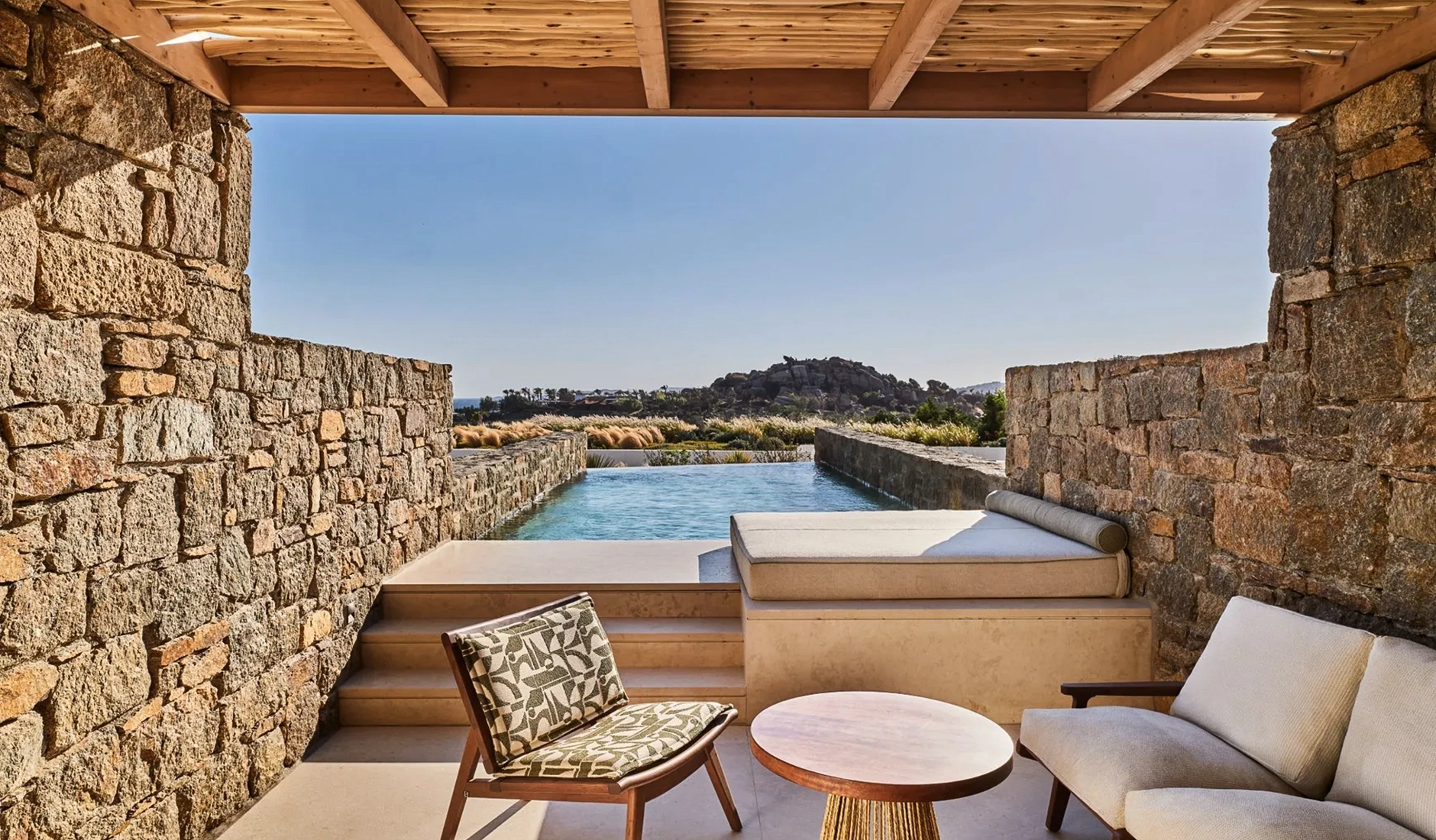 Exterior of the luxury suite in Fouquet’s Mykonos.